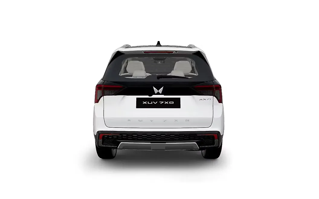 Mahindra XUV 7XO