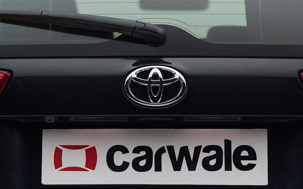 Toyota Innova Crysta [2016-2020] Brand Logo