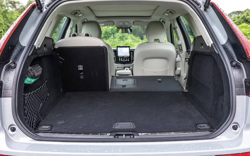 Volvo XC60 Bootspace with Split Seat Folded