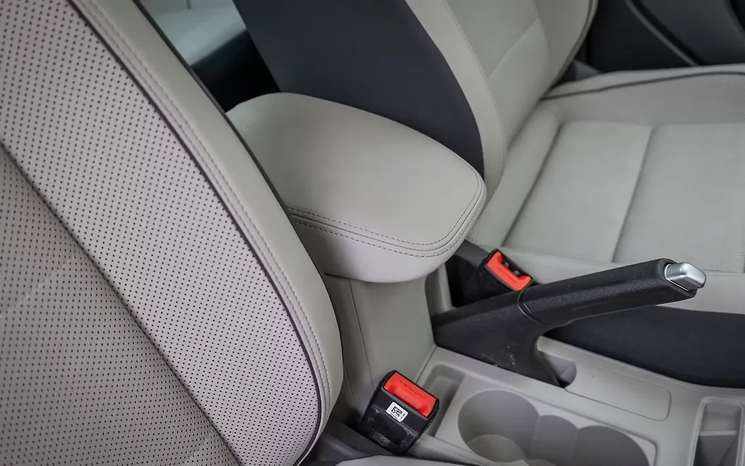 Volkswagen Taigun Front Arm Rest