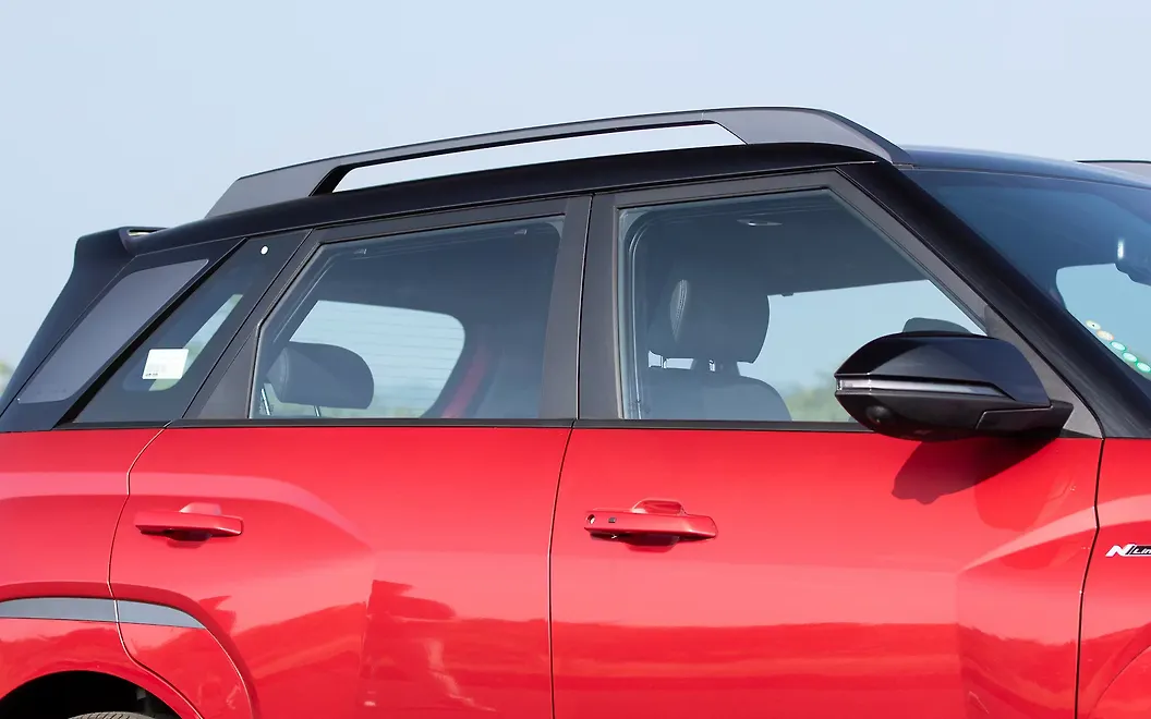 Hyundai Venue N Line Side Top