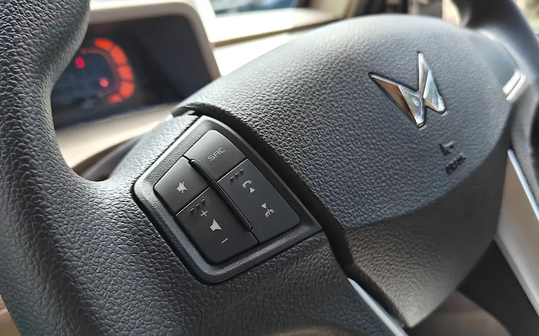 Mahindra Bolero Steering