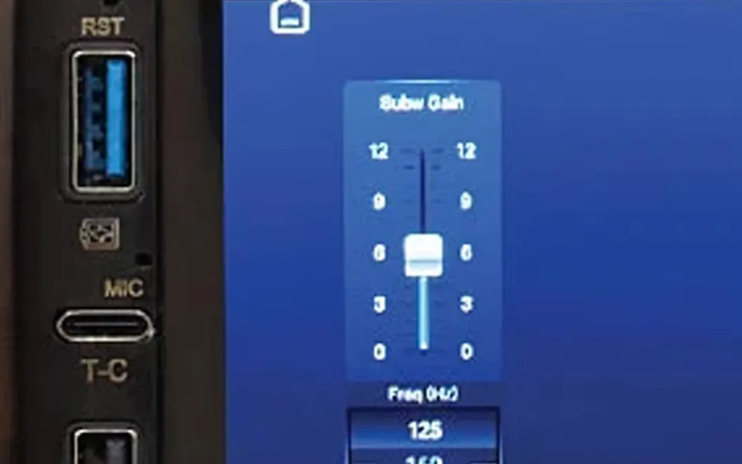 Mahindra Bolero USB / Charging Port