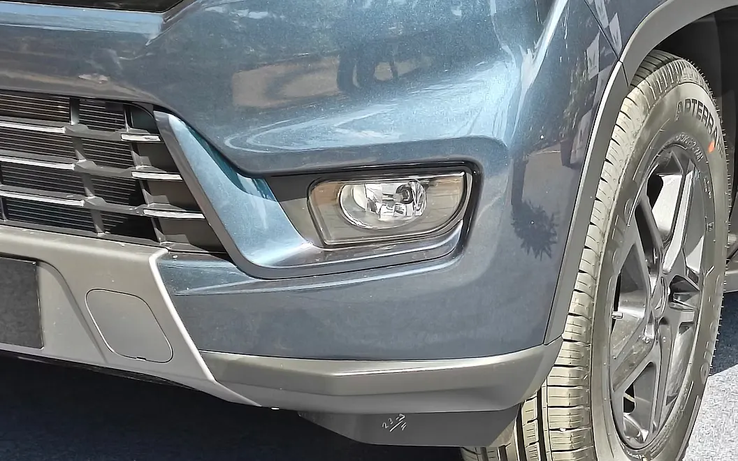 Mahindra Bolero Neo Tyre