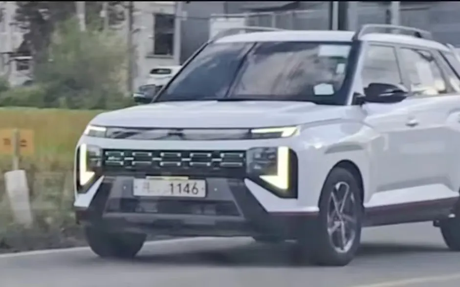 Hyundai Venue N Line Front Left View