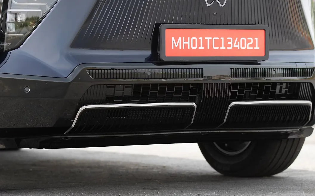 Mahindra XEV 9S