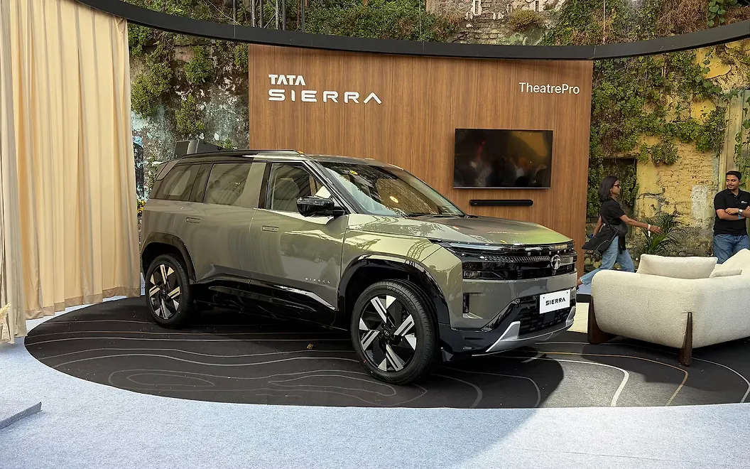 Tata Sierra Front Right View