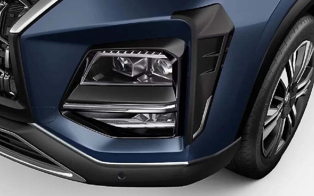 MG Hector Head Light