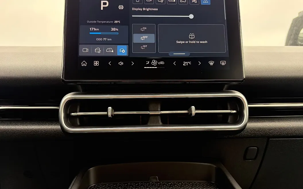 Vinfast VF MPV 7 Front AC Vents