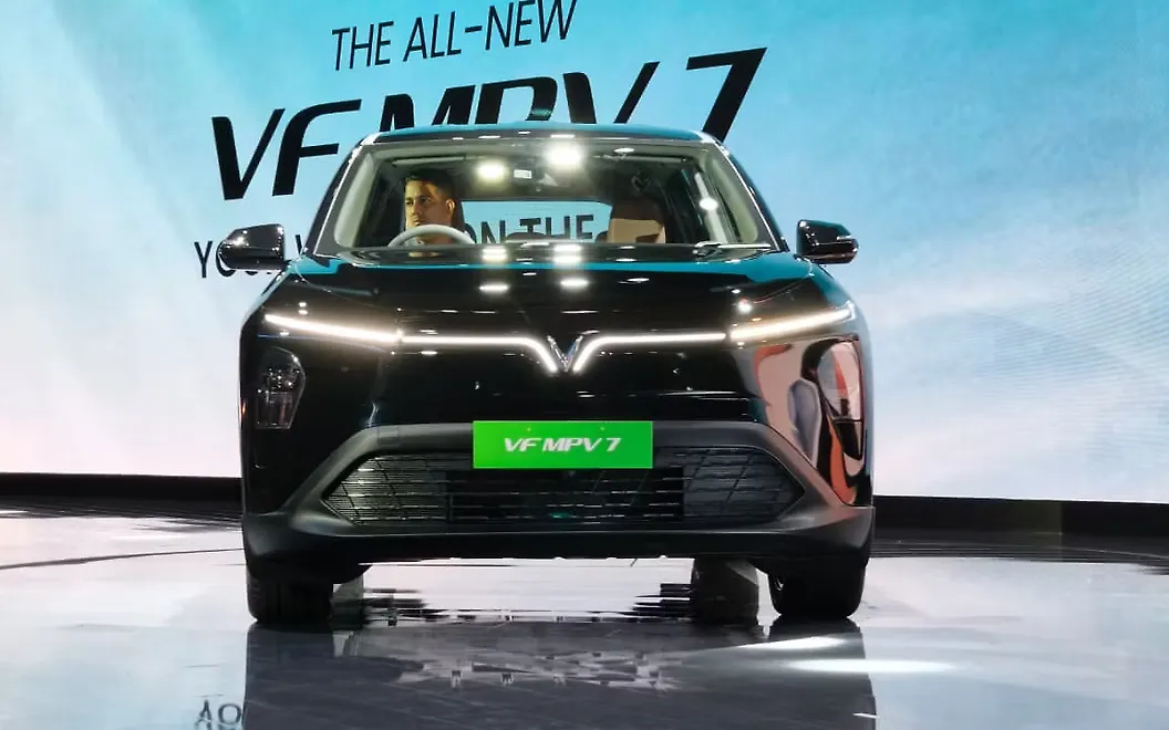 Vinfast VF MPV 7 Front View