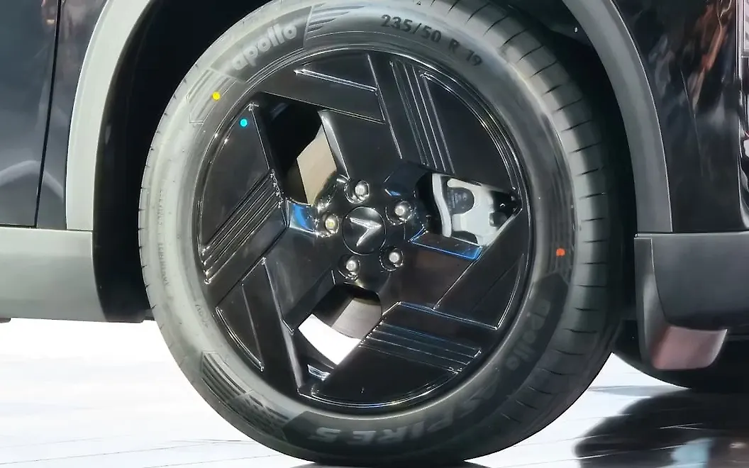 Vinfast VF MPV 7 Tyre