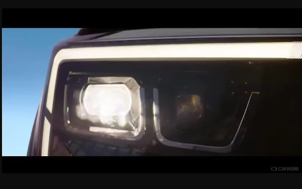 Mahindra XUV 7XO Head Light
