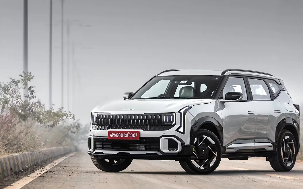Kia Seltos Front Left View