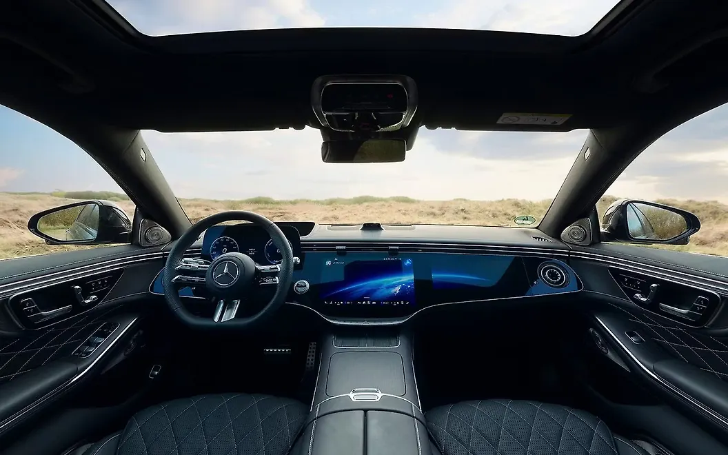 Mercedes-Benz S-Class DashBoard