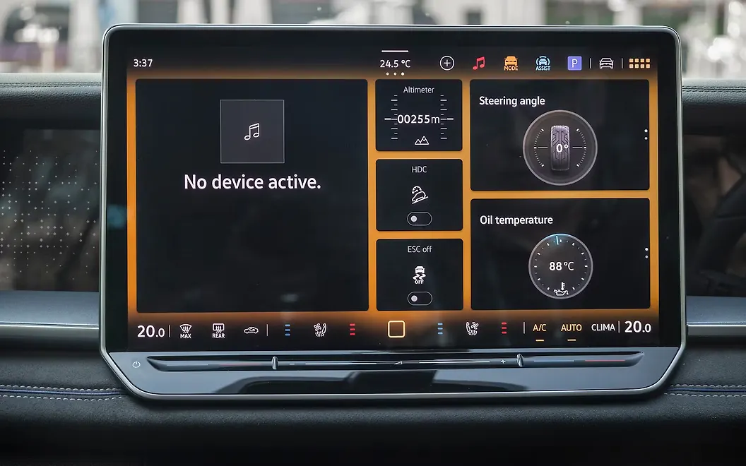 Volkswagen Tayron R-Line Infotainment Display