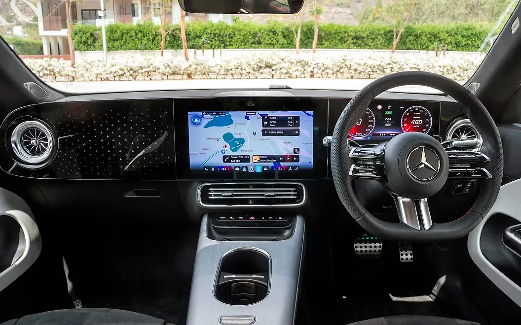 Mercedes-Benz CLA EV DashBoard