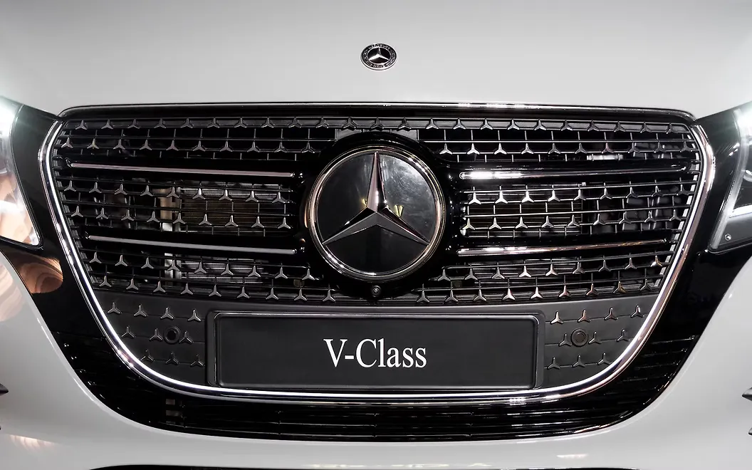 Mercedes-Benz V-Class Front Grille