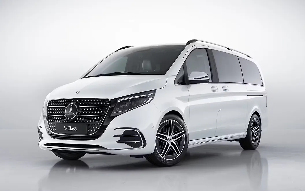 Mercedes-Benz V-Class Front Left View