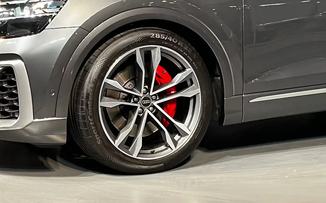 Audi SQ8 Tyre