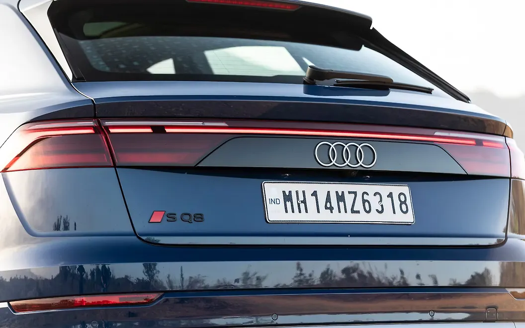 Audi SQ8 Back View