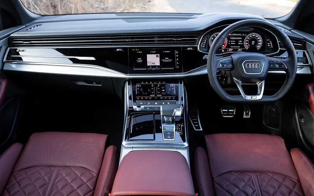 SQ8 DashBoard