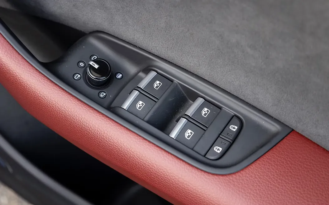 Audi SQ8 Driver Window Controls