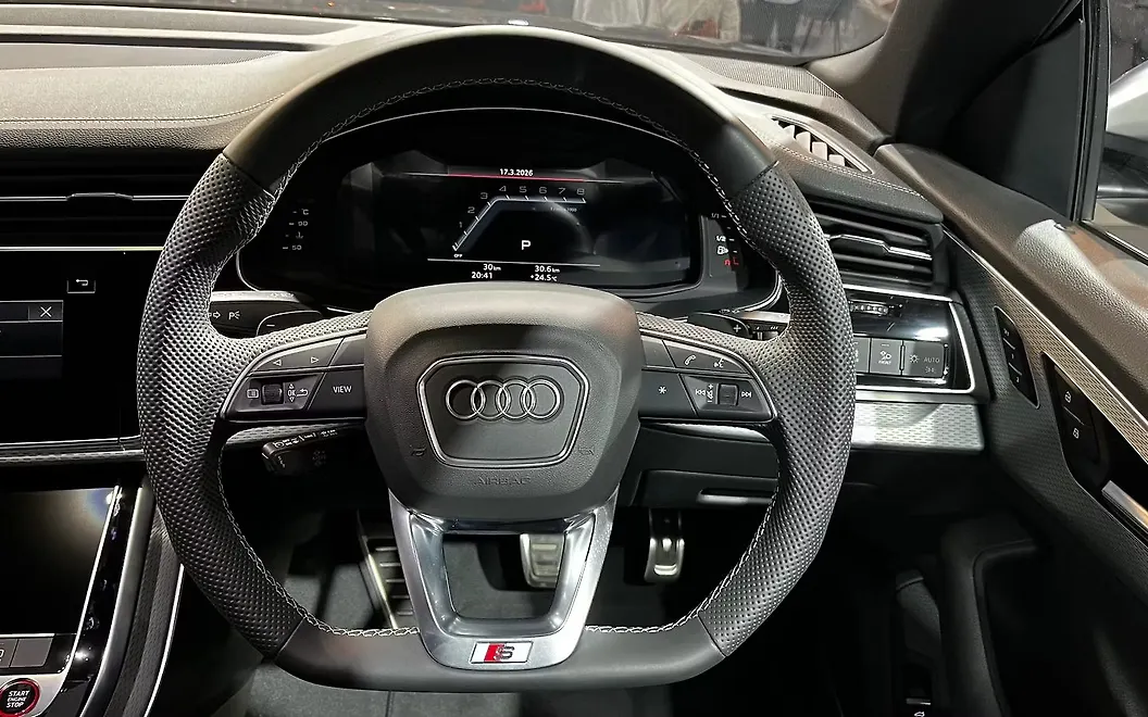 Audi SQ8 Steering Mounted Controls