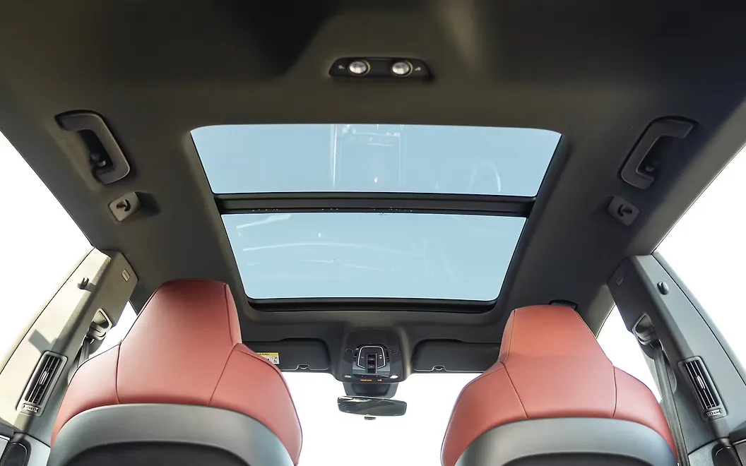 Audi SQ8 Sunroof