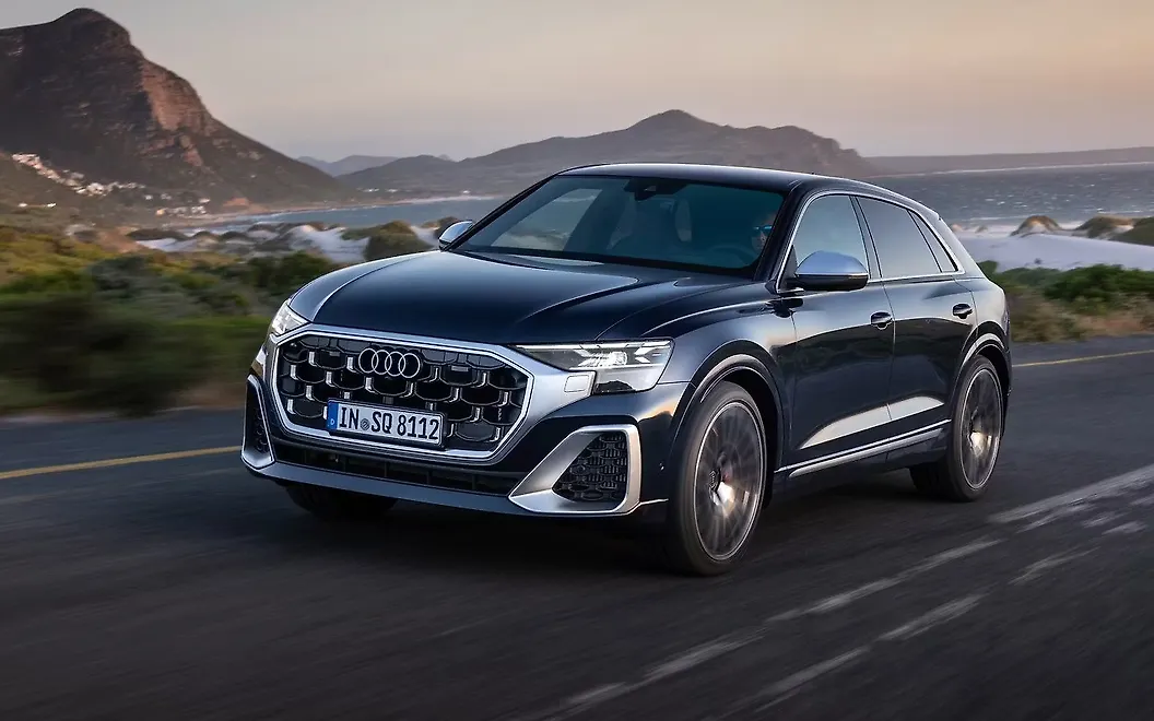 Audi SQ8 Front Left View