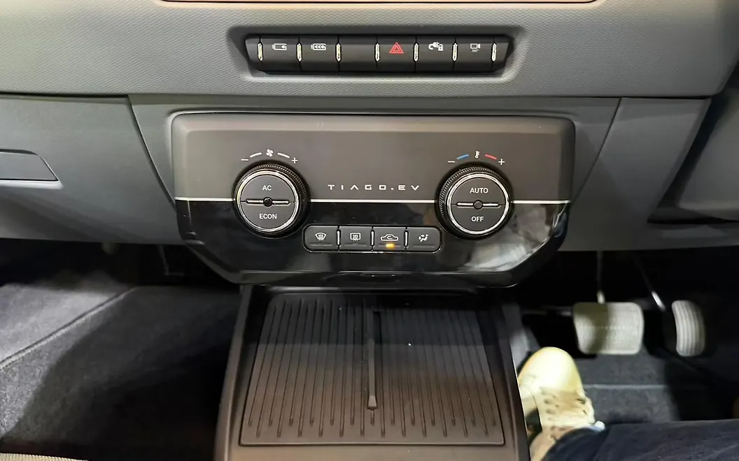 Tiago EV AC Controls
