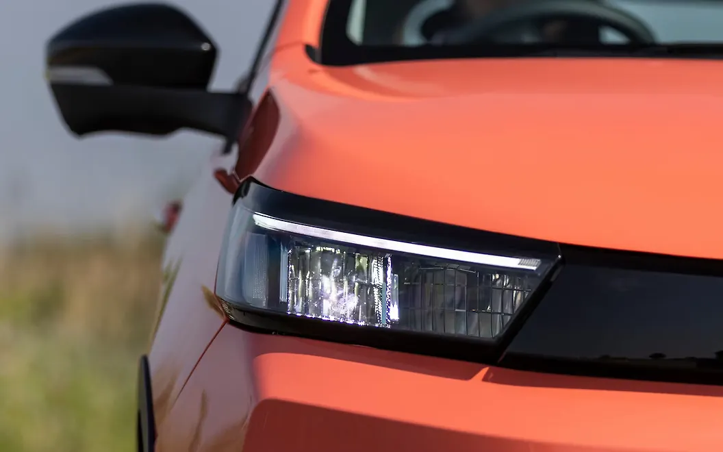 Tata Tiago Head Light