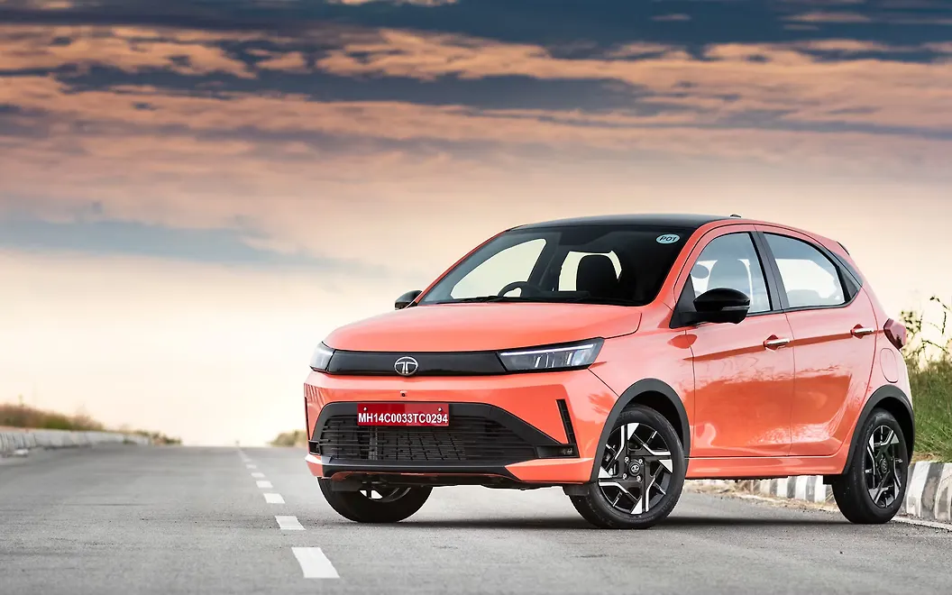 Tata Tiago Front Left View