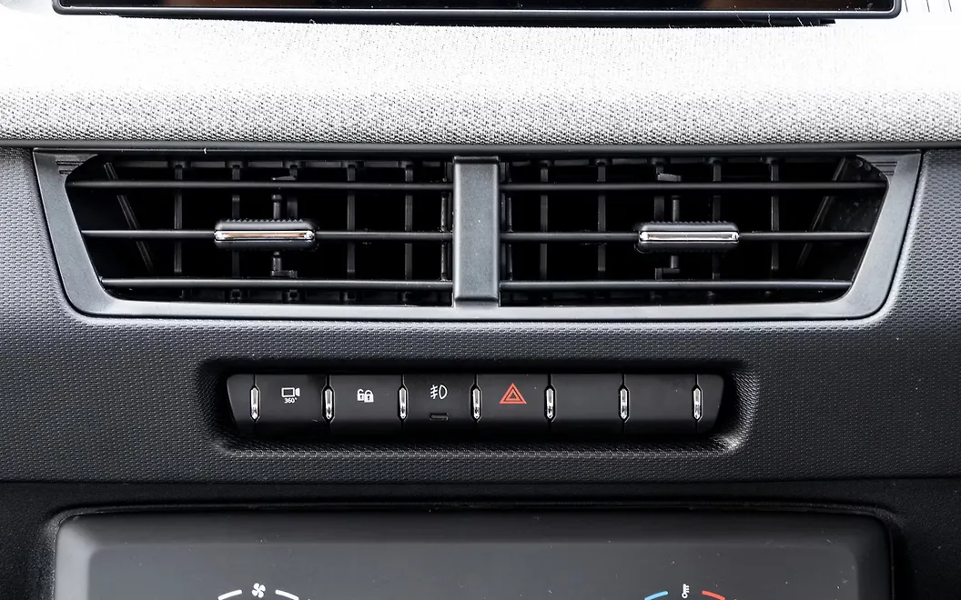 Tata Tiago Front AC Vents