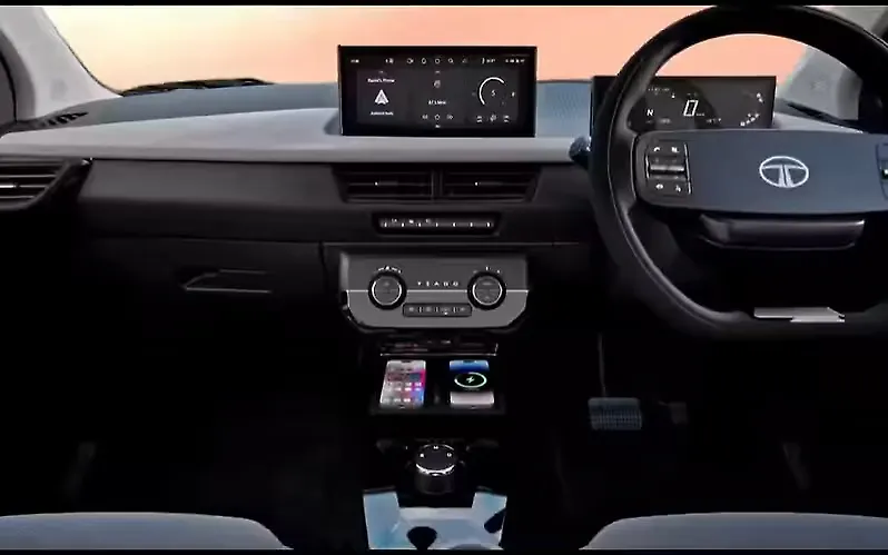 Tata Tiago Steering