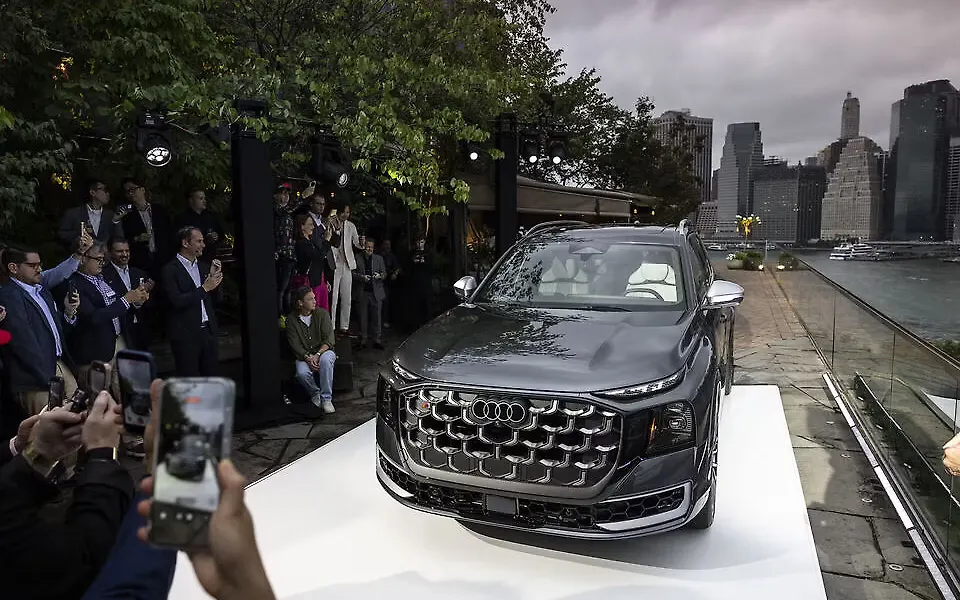 Audi Q9