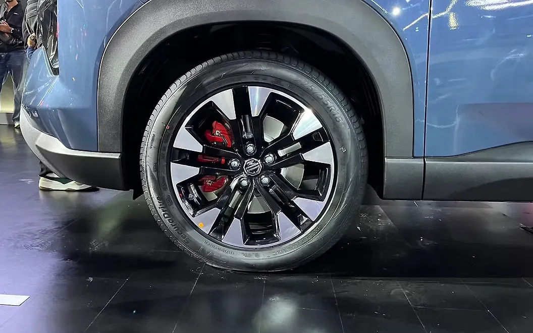 MG Hector Tomahawk PHEV