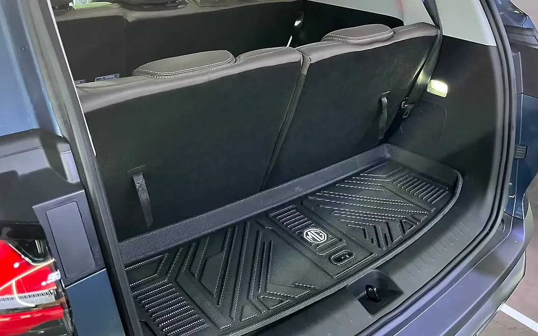 MG Hector Tomahawk PHEV