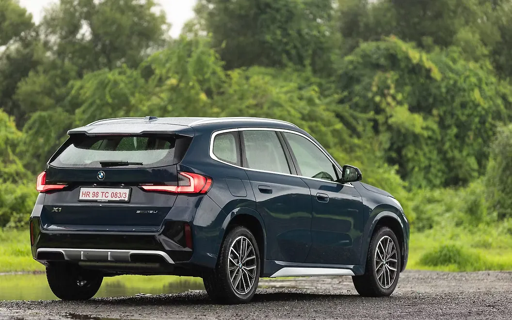 BMW X1 LWB