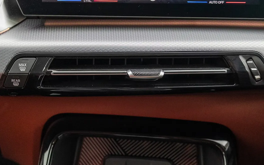 BMW X1 LWB