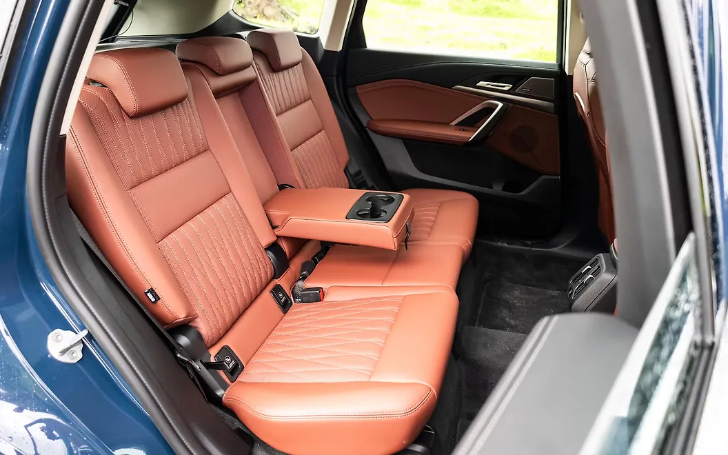 BMW X1 LWB