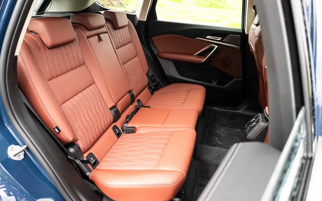 BMW X1 LWB