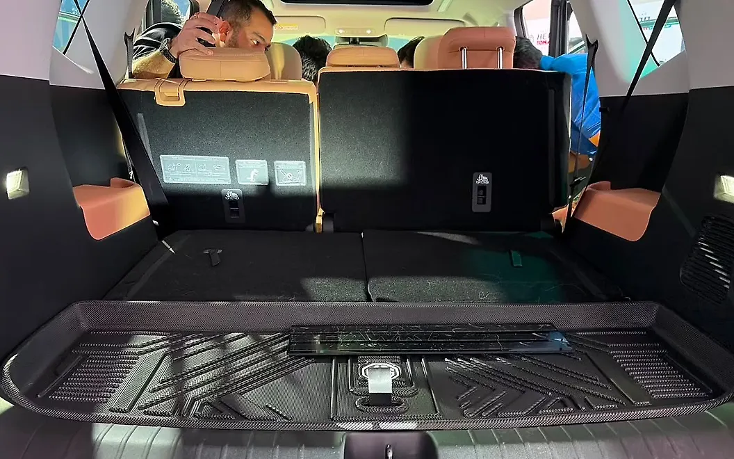 MG Hector Tomahawk EV