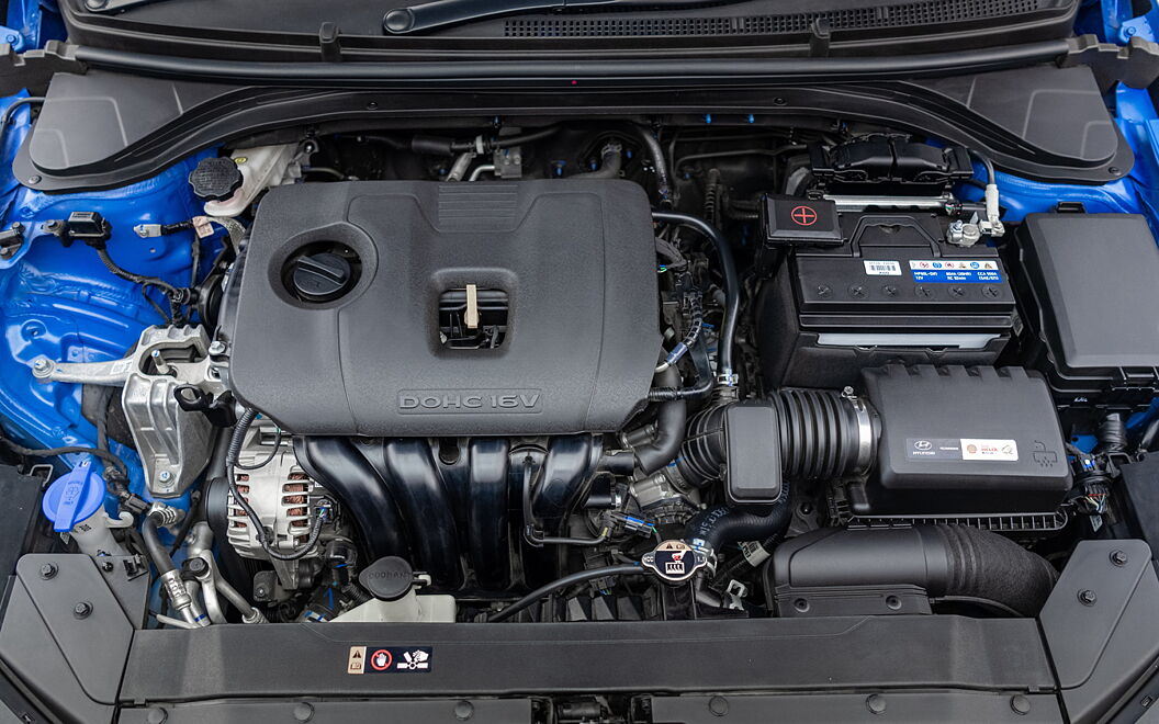 Hyundai Elantra [2016-2019] Engine Bay