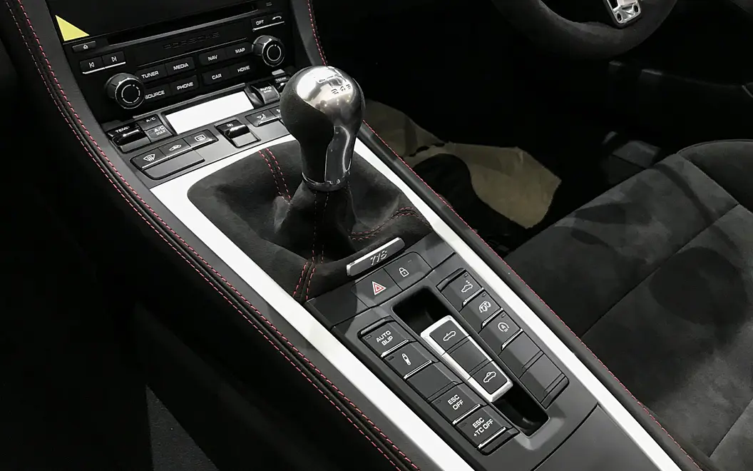 Porsche 718 Storage