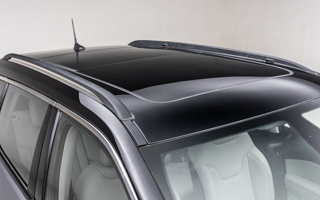 Jeep Compass [2017-2021] Roof