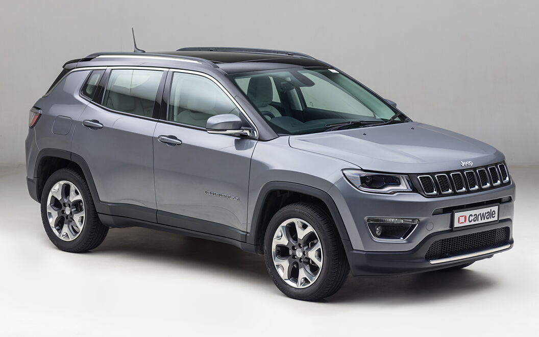 Jeep Compass [2017-2021] Front Right View