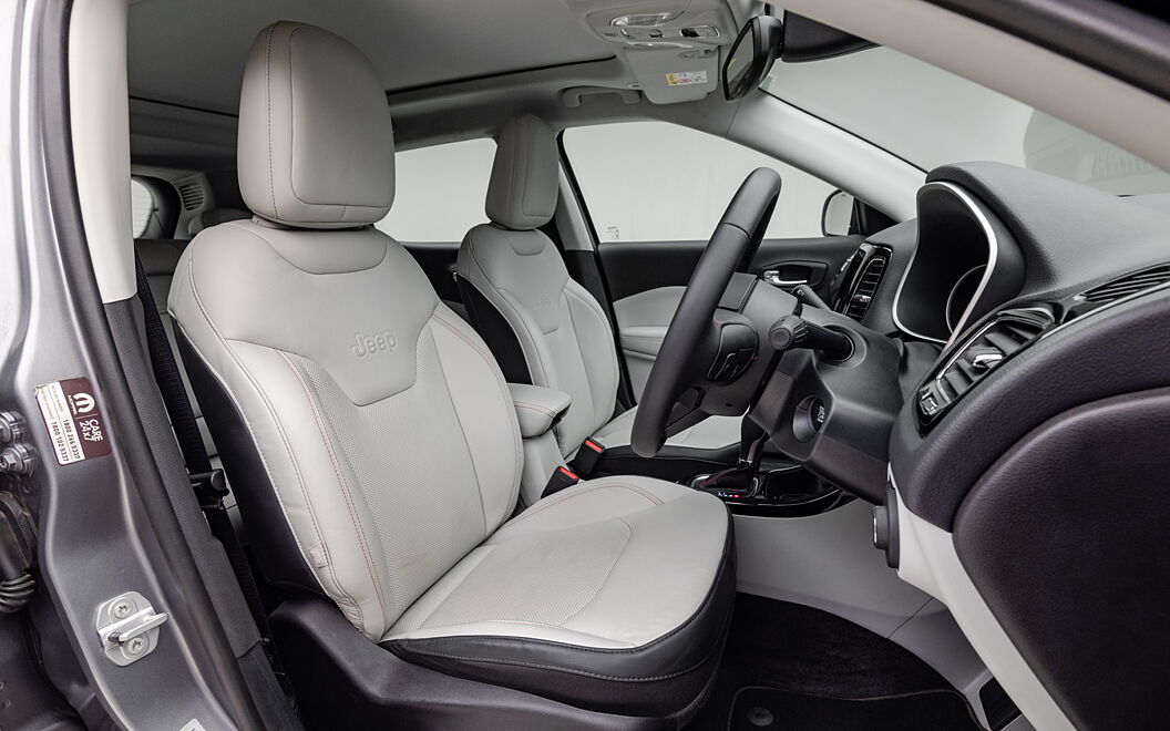 Jeep Compass [2017-2021] Front Seats