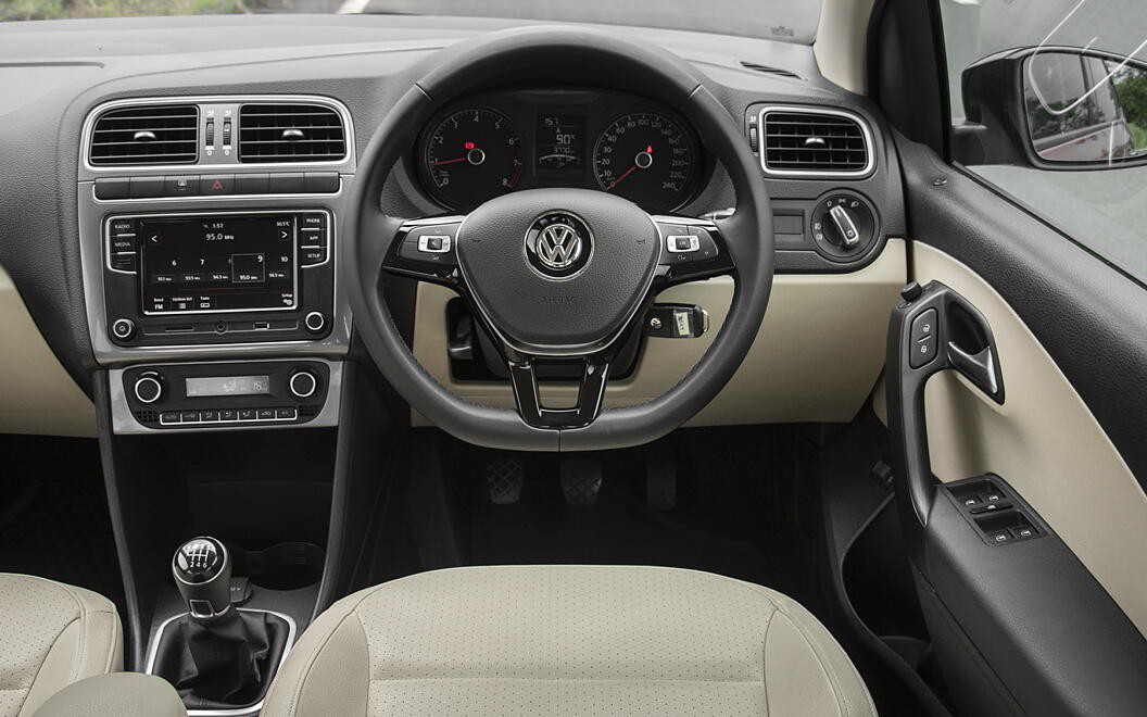 Volkswagen Vento Steering