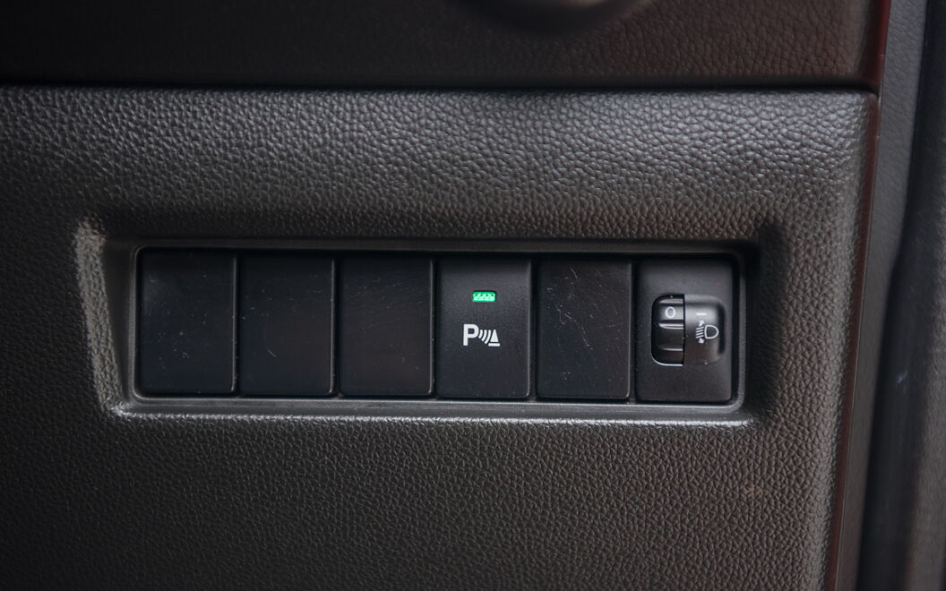Maruti Suzuki Swift [2018-2021] Dashboard Switches