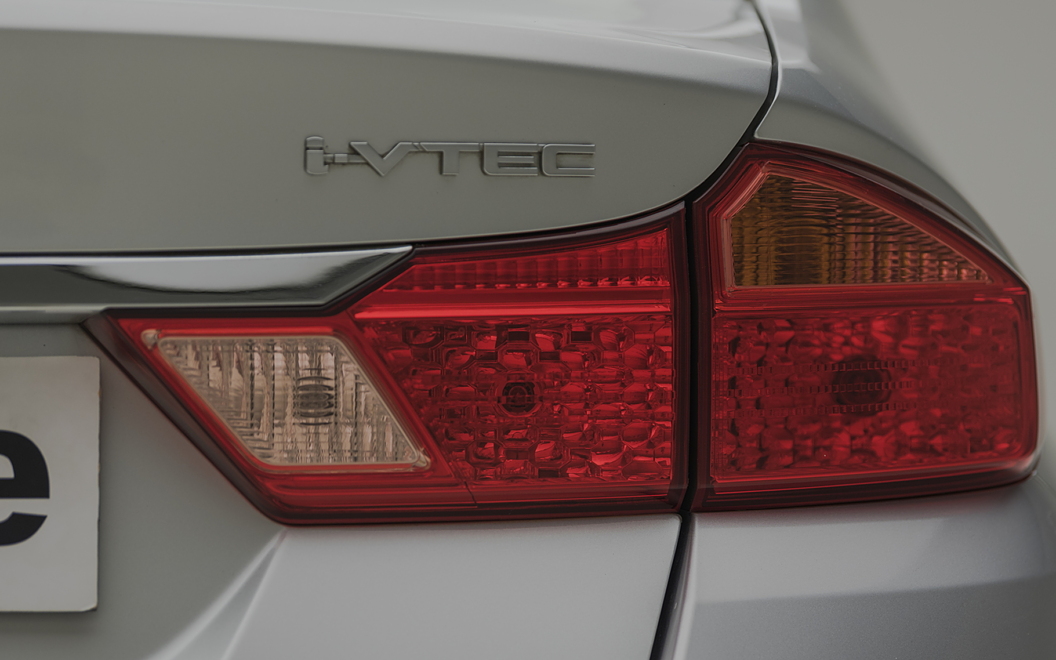 honda city tail light